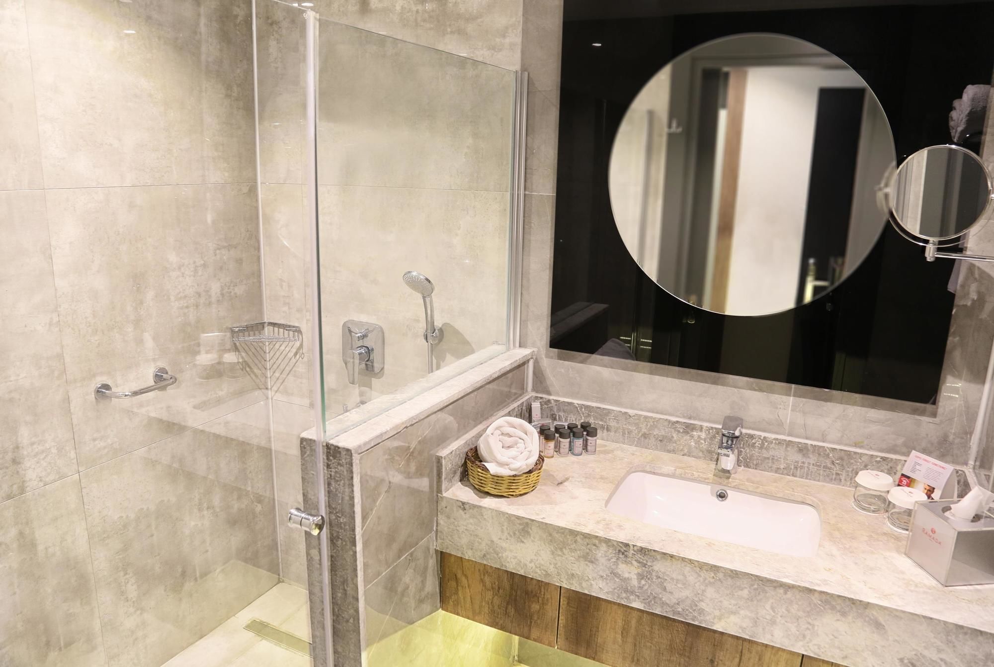 Ramada 3*